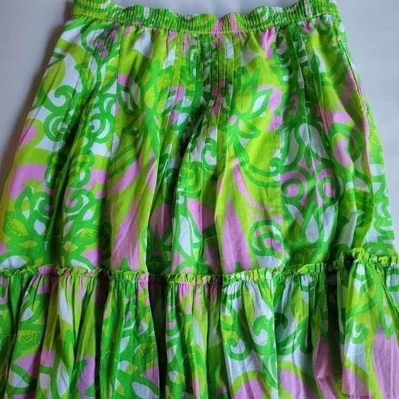 Lilly pulitzer Ruffle Pleated skirt size medium ,lined elastic . - Picture 2 of 9